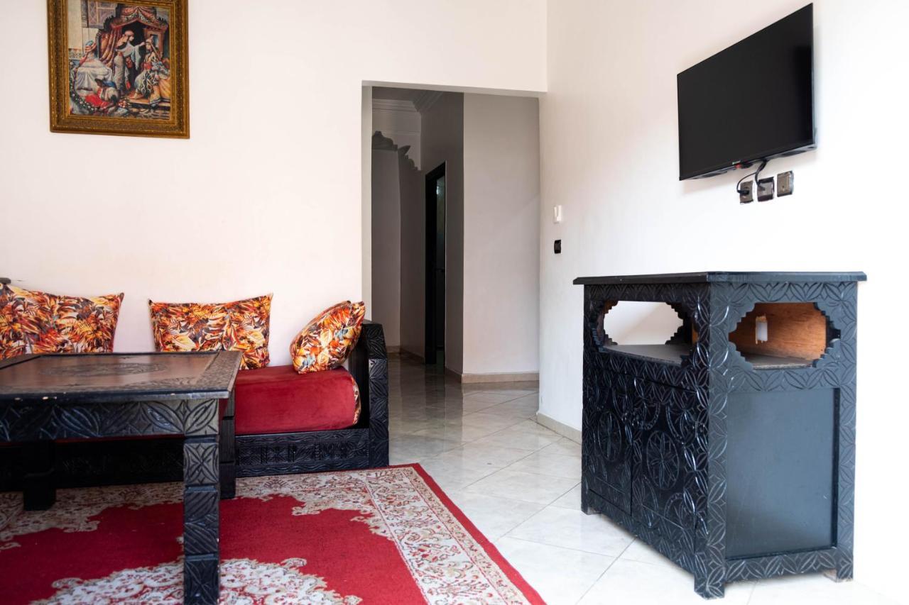Apart Hotel Larbi Marrakesh Exterior photo